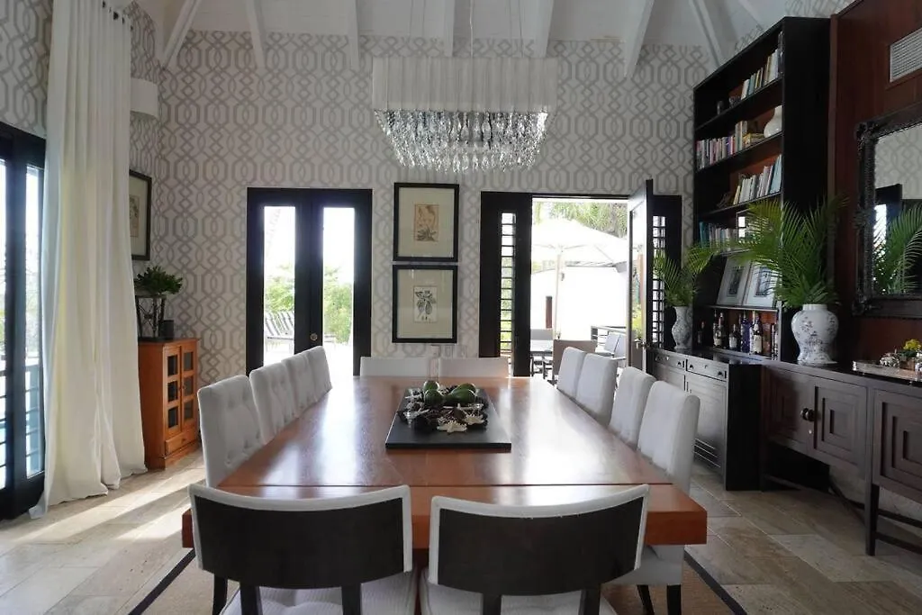 Villa Alpes, Exquisite Retreat In Casa De Campo La Romana