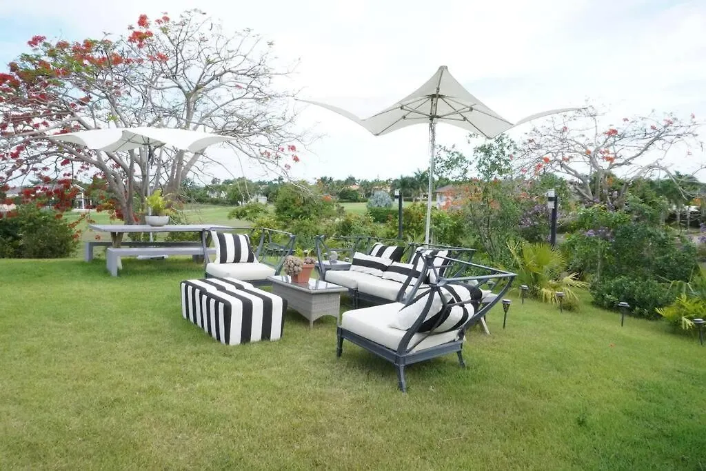 Villa Alpes, Exquisite Retreat In Casa De Campo La Romana